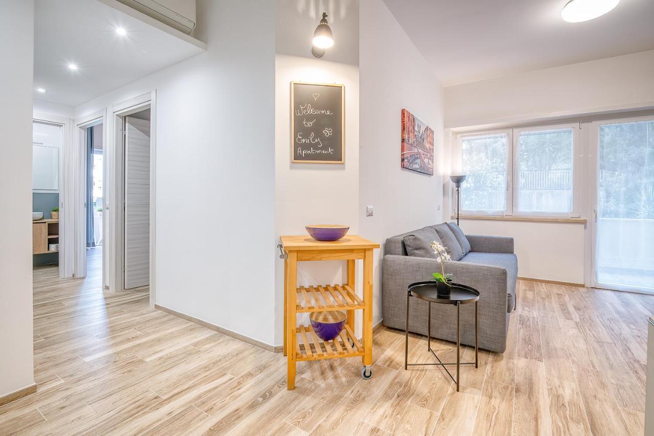 Emily Valles Apartment Saint Peter'S Roma Dış mekan fotoğraf